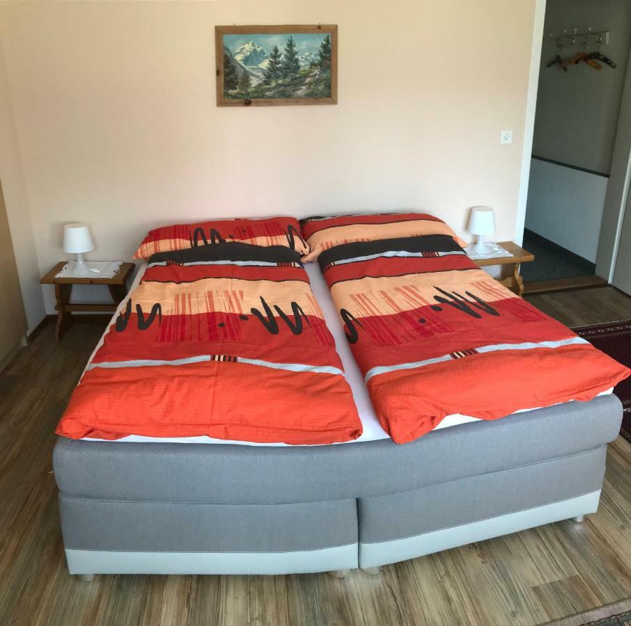 Am Ufer Hotell Davos Exteriör bild